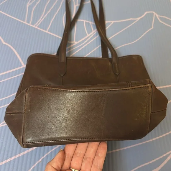 Vintage Coach Dark Brown Tote Bag - Picture 3 of 8